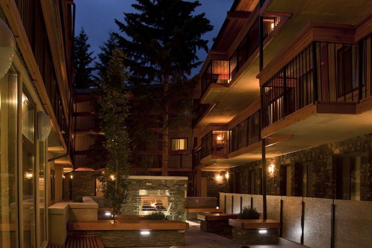 Banff Aspen Lodge Екстериор снимка
