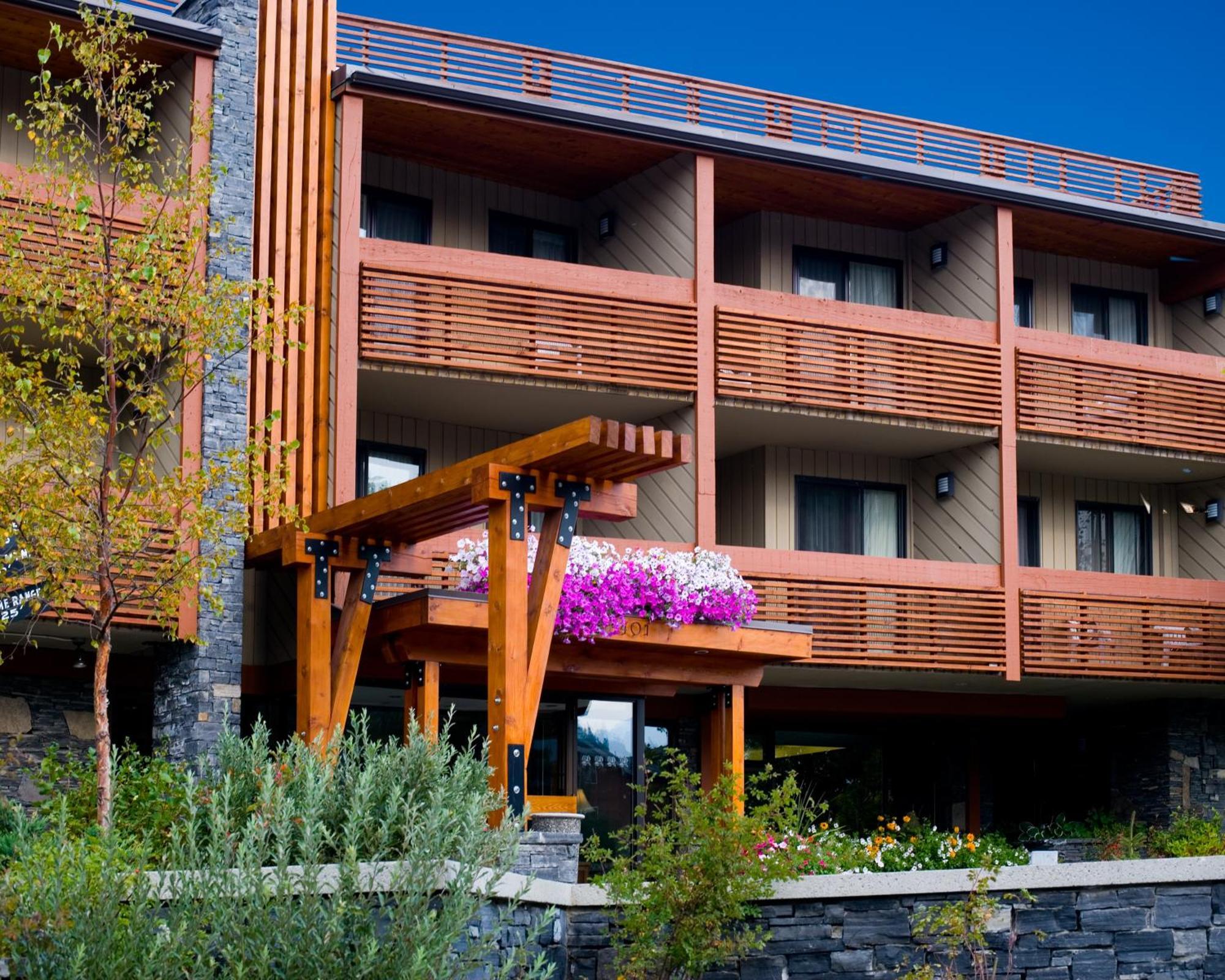 Banff Aspen Lodge Екстериор снимка