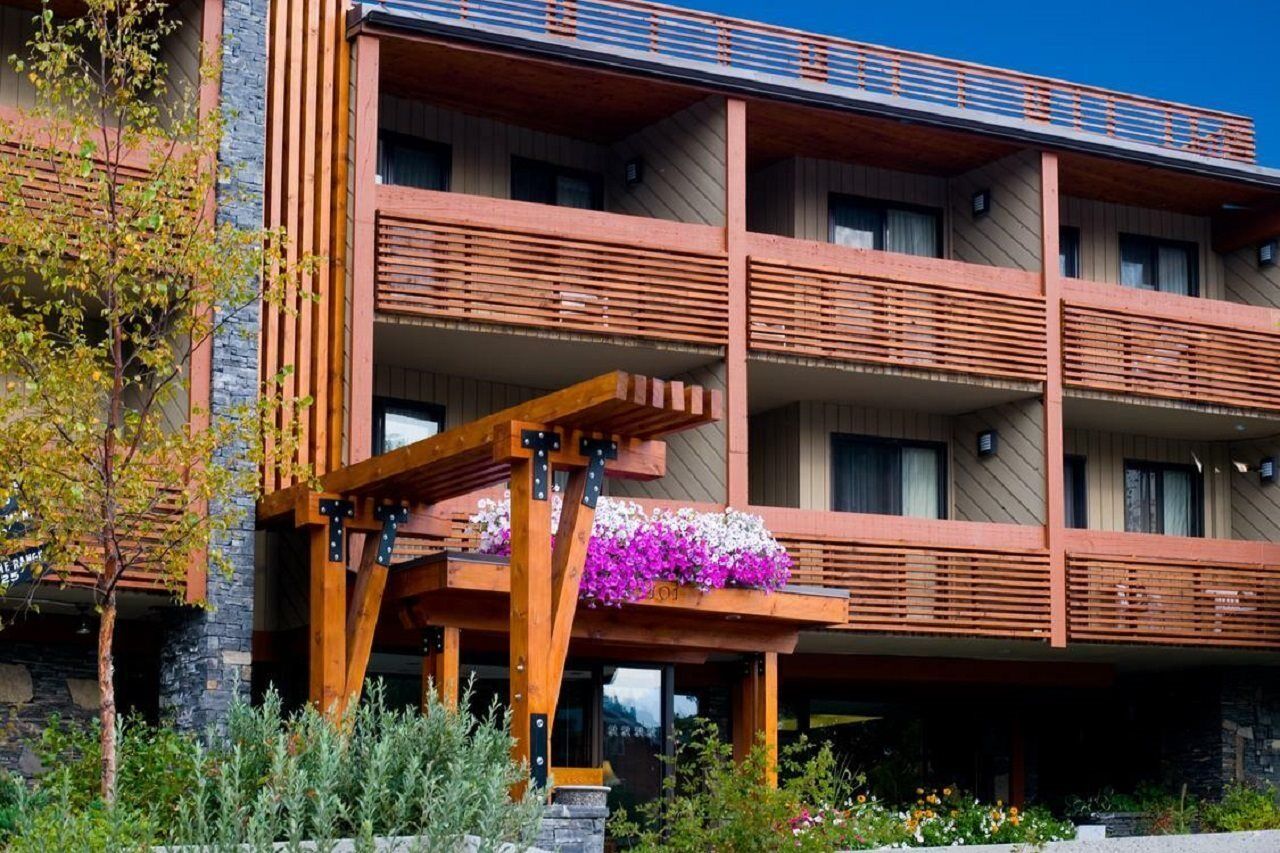 Banff Aspen Lodge Екстериор снимка